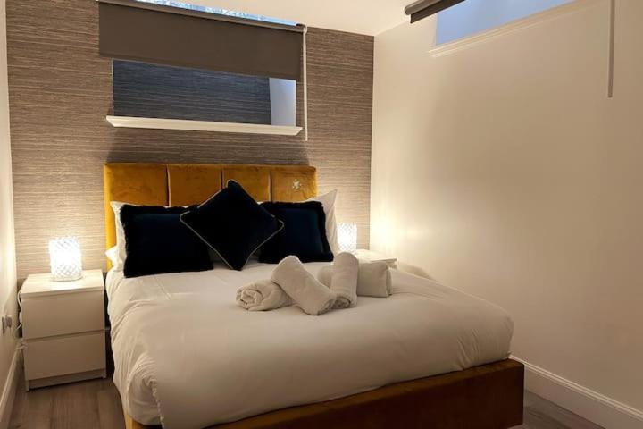 Lovely 3 Bedroom Apartment With Private Garden In Edinburgh City Centre 外观 照片