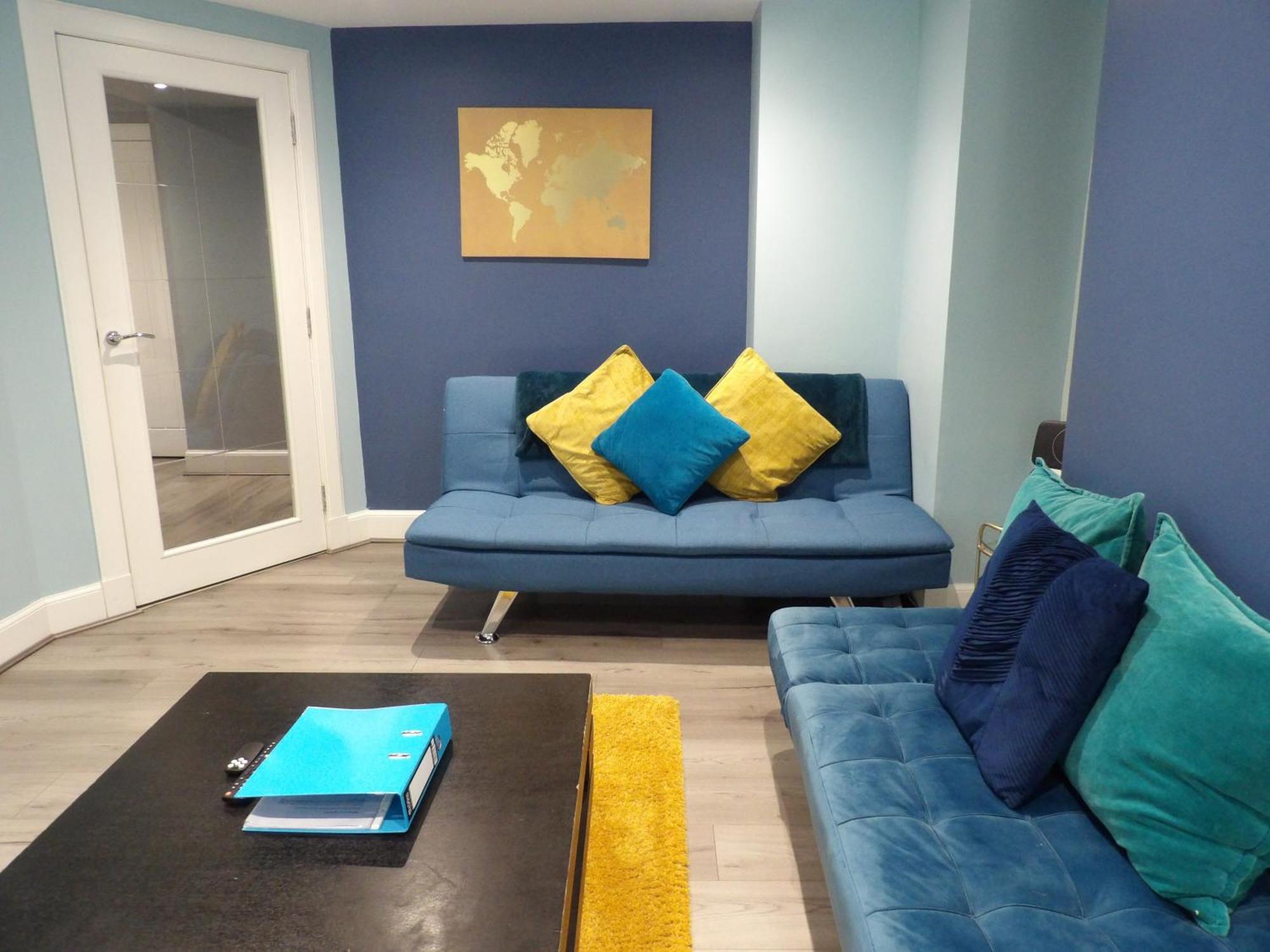 Lovely 3 Bedroom Apartment With Private Garden In Edinburgh City Centre 外观 照片