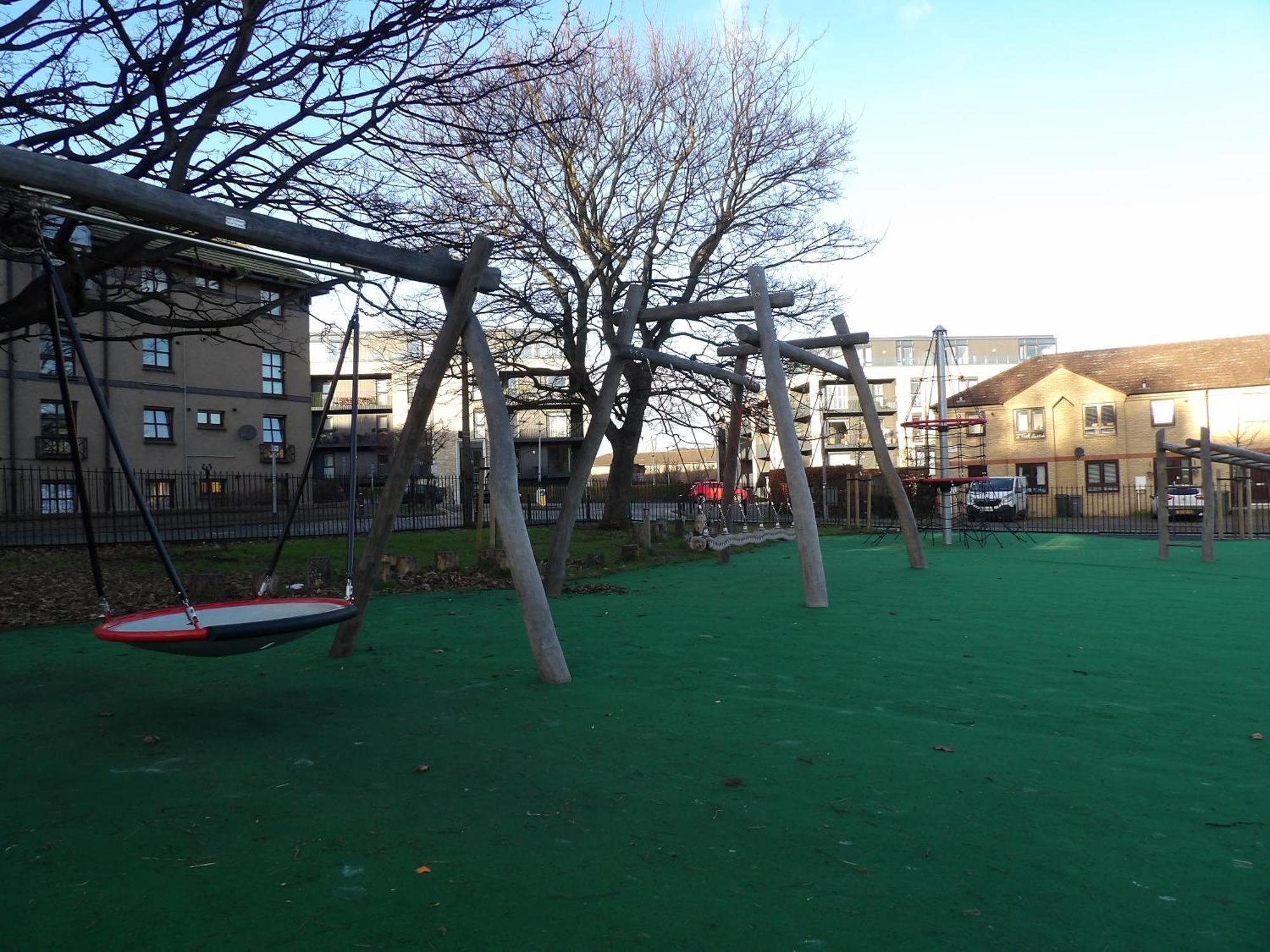 Lovely 3 Bedroom Apartment With Private Garden In Edinburgh City Centre 外观 照片