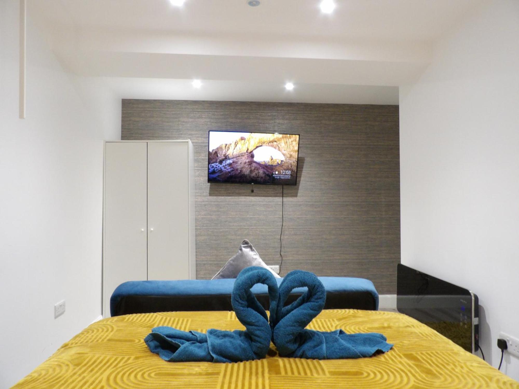 Lovely 3 Bedroom Apartment With Private Garden In Edinburgh City Centre 外观 照片