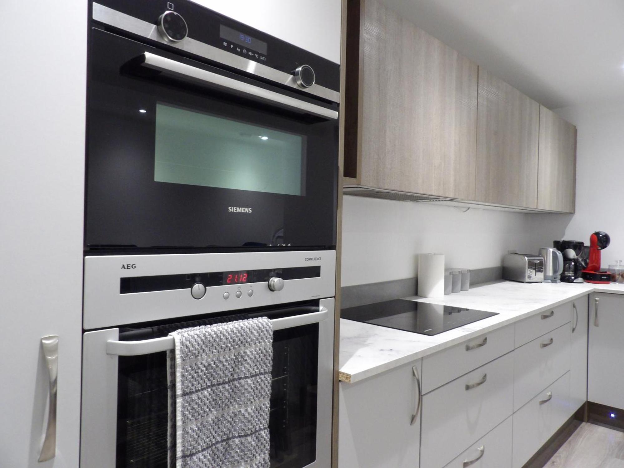 Lovely 3 Bedroom Apartment With Private Garden In Edinburgh City Centre 外观 照片